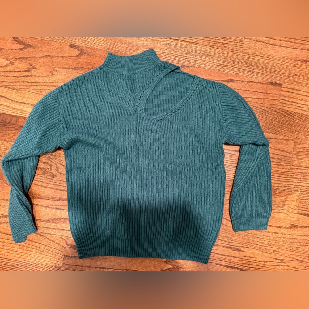 Astr the label green cutout sweater